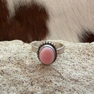 ❤️ Queen Pink Conch Sterling Silver Western Navajo Style Adjustable Size Ring